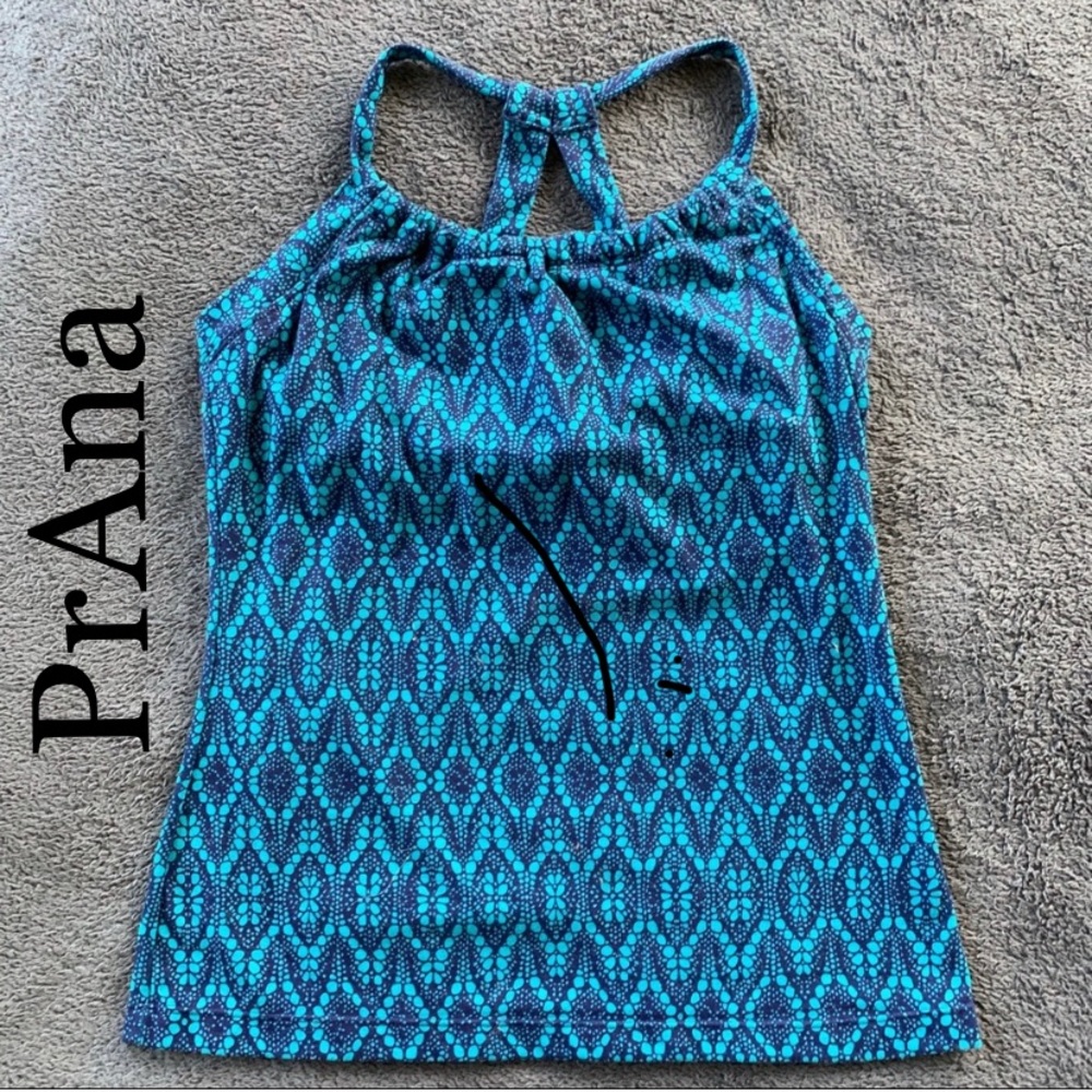 PrAna Quinn Chakara halter tank top built in bra L